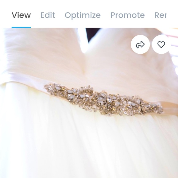 Cap sleeve chiffon wedding gown - Picture 1 of 6